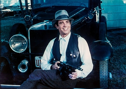 warren_beatty_bonnie-ve_clyde_fiminde_1967