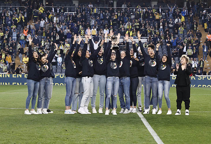 fenerbahce_alagoz_holding_turkiye_sampiyonulugu_macina_cikiyor