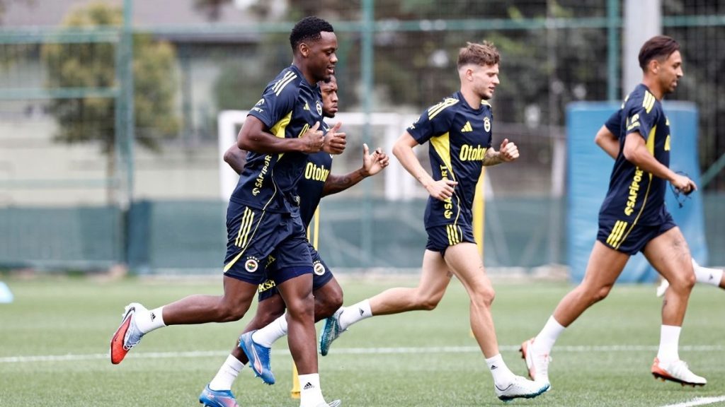 fenerbahce_2025_2026_kadrosu